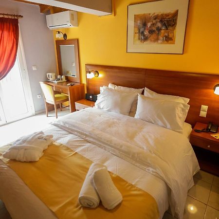 Mirabel Citycenter Hotel Argostoli  Buitenkant foto