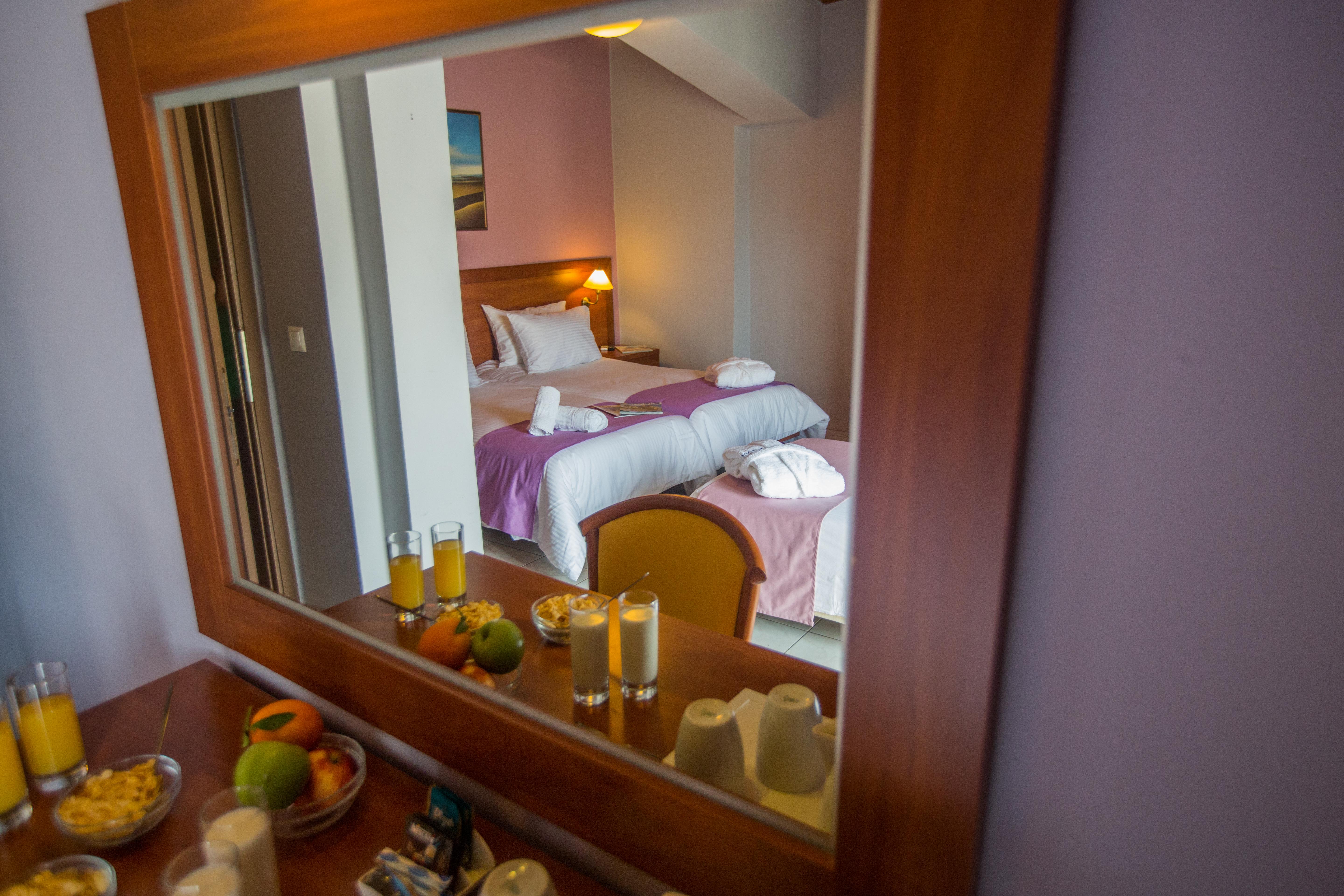 Mirabel Citycenter Hotel Argostoli  Buitenkant foto