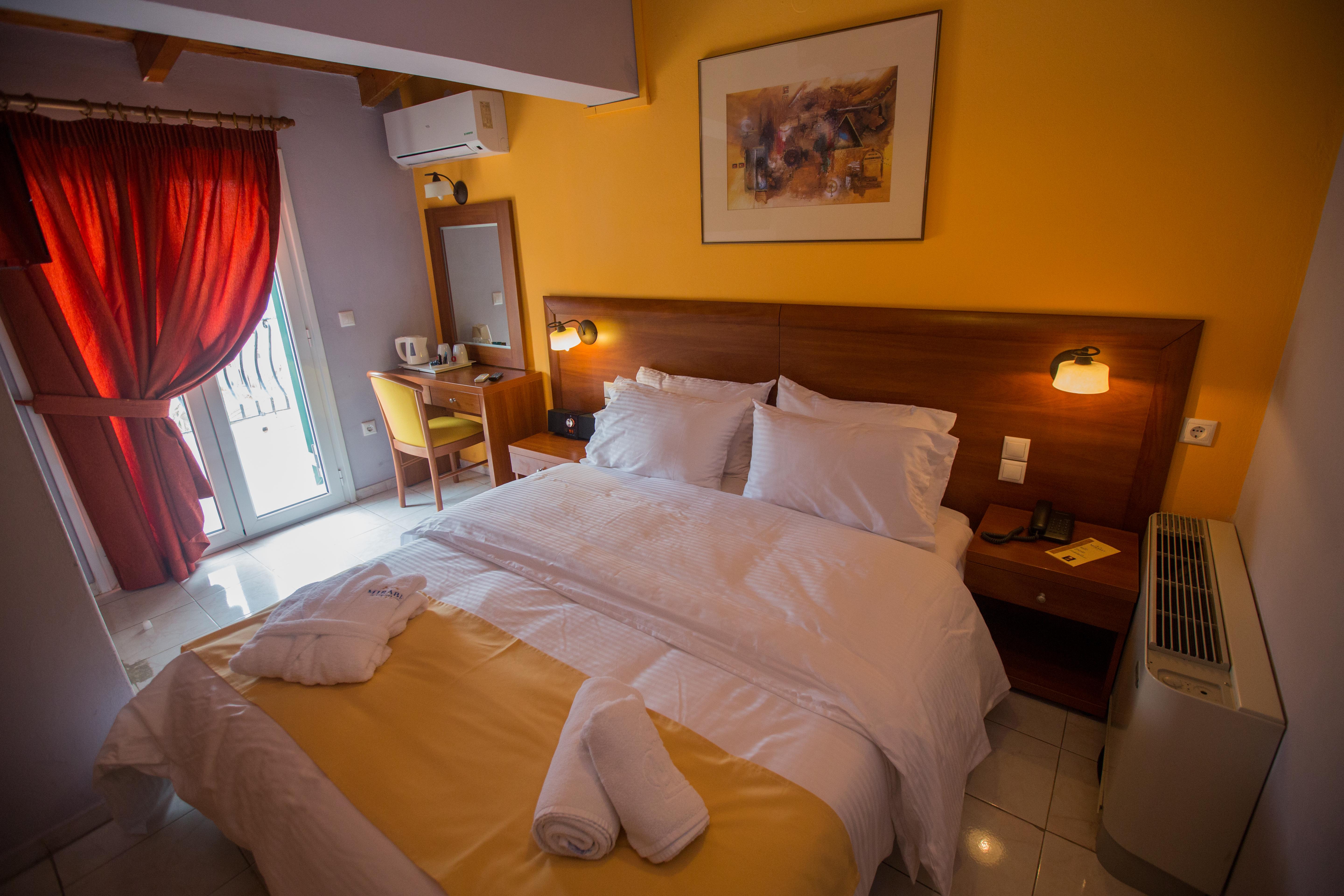 Mirabel Citycenter Hotel Argostoli  Buitenkant foto