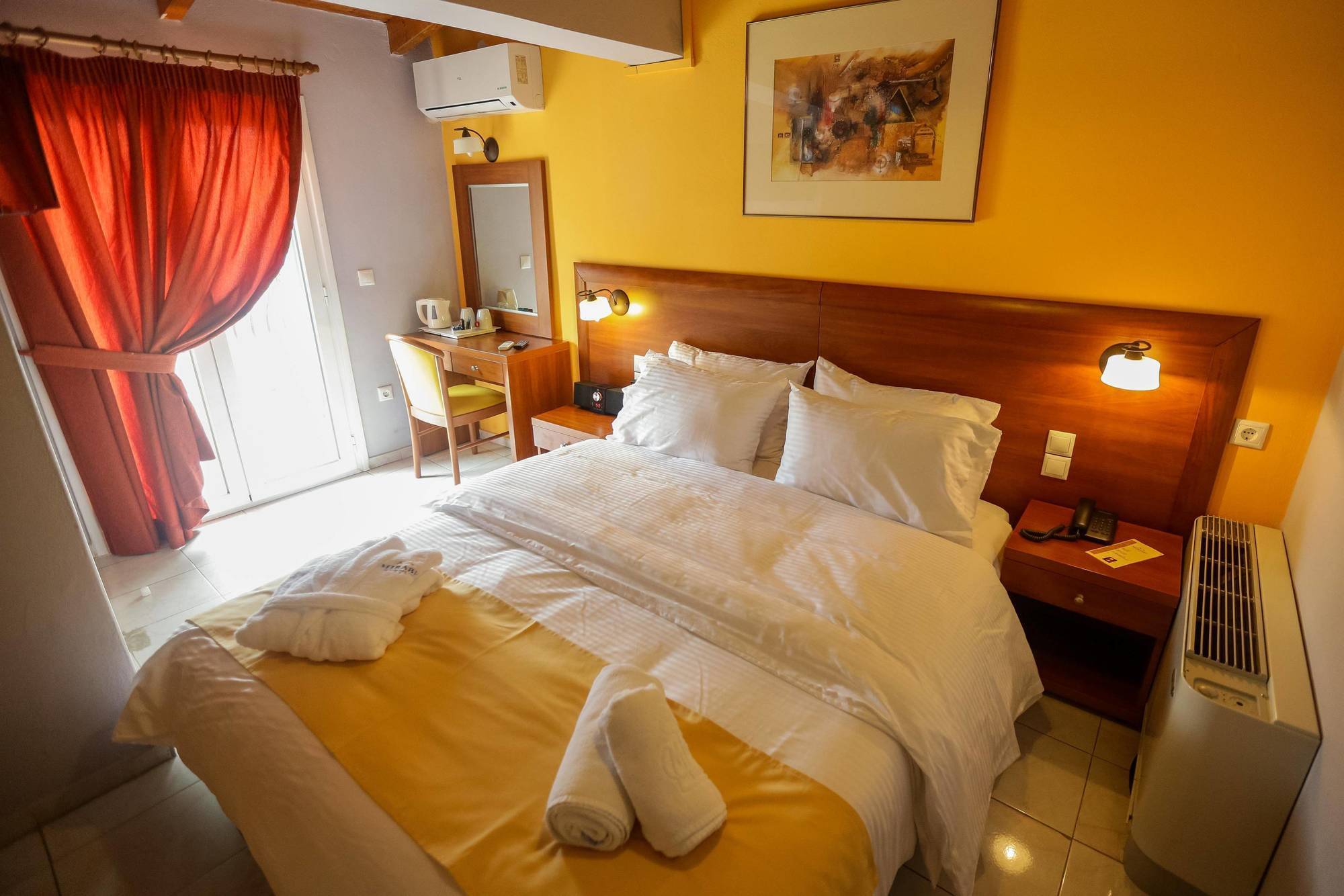 Mirabel Citycenter Hotel Argostoli  Buitenkant foto